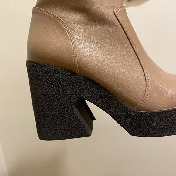 Gently Used! Jeffrey Campbell *KARTINI* Platform Boots in Taupe, Size 9. Cute!!! - Picture 6 of 15